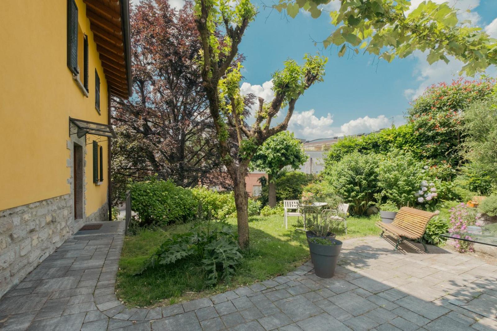 コモ A Casa Di Maria Bed & Breakfast エクステリア 写真